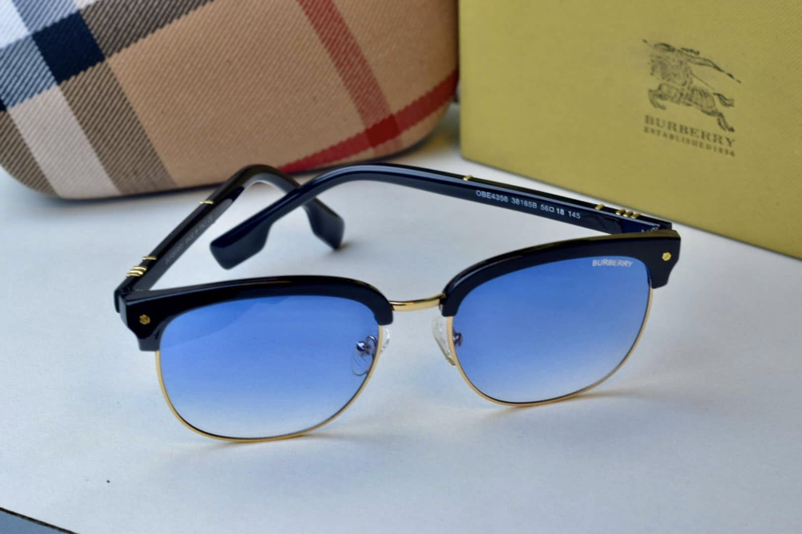 burberry sunglass